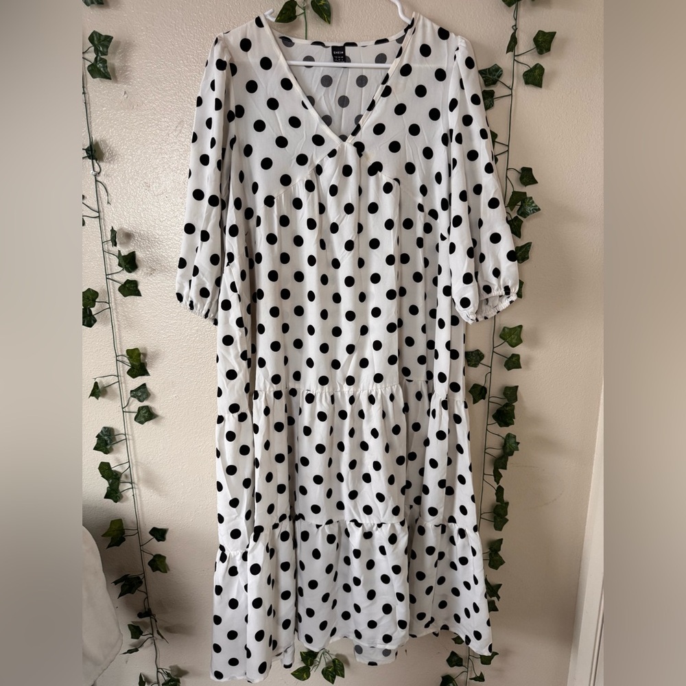 SHEIN | Polka Dot V-Neck Dress